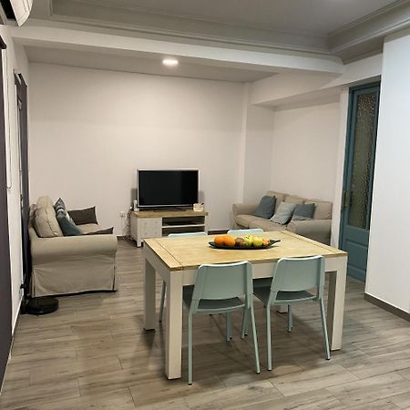 Cal Feliu Piso Amplio En El Centro De Reus Apartment Exterior foto